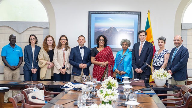 PM meets UNICEF Executive Board delegation to discuss strengthening legal protection for children