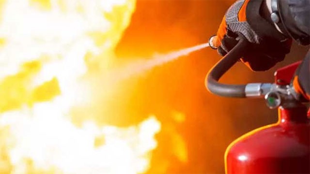 Fire breaks out in electrical goods outlet in Mahara