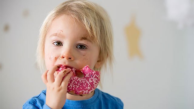 Limiting sugar before age two linked to better brain health