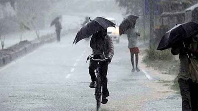Heavy showers above 100 mm predicted for several areas tomorrow